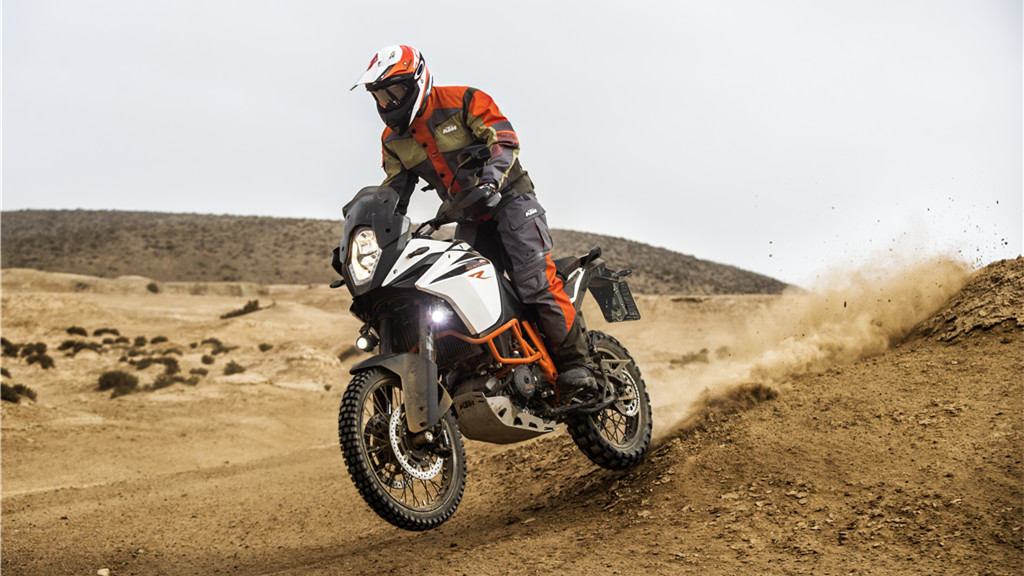 KTM 1090 ADV最新动态，探险之旅的全面升级